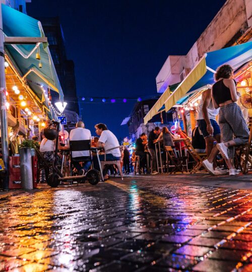 yaroslav-lutsky-aBkycFrOVck-unsplash